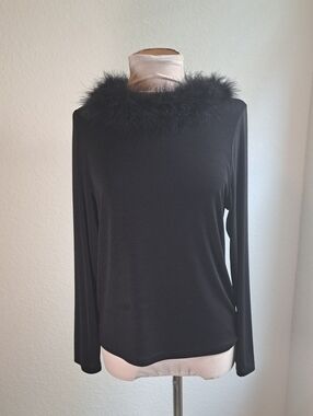 Western Connection Women’s Black Knit Long-Sleeve Top Feather Trim Collar XL